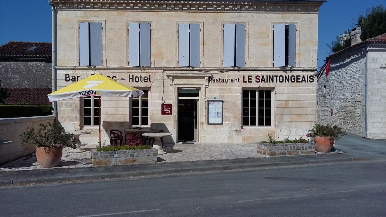 Le Saintongeais Hotell Berneuil  Exteriör bild